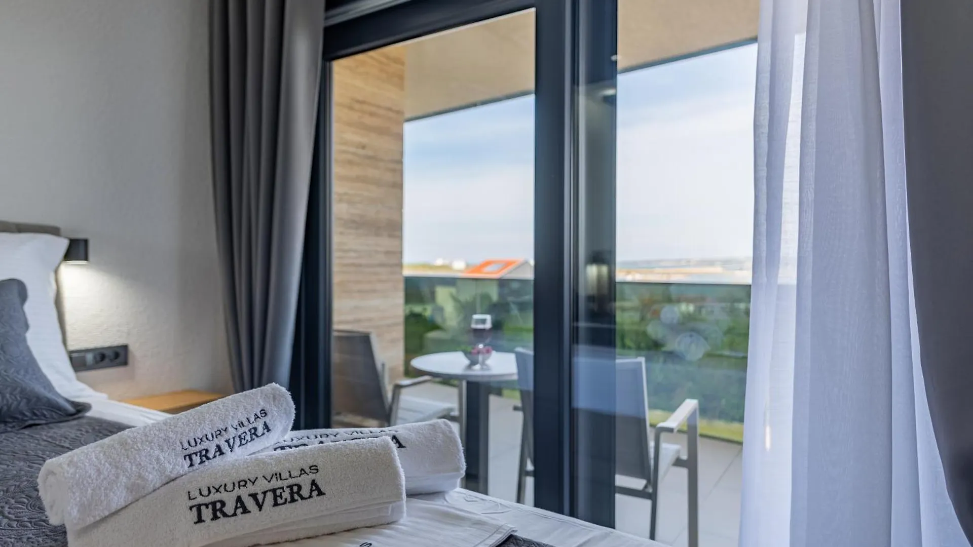Seaside Luxury Villa With A Swimming Pool Privlaka, Zadar - 23517 Kroatien