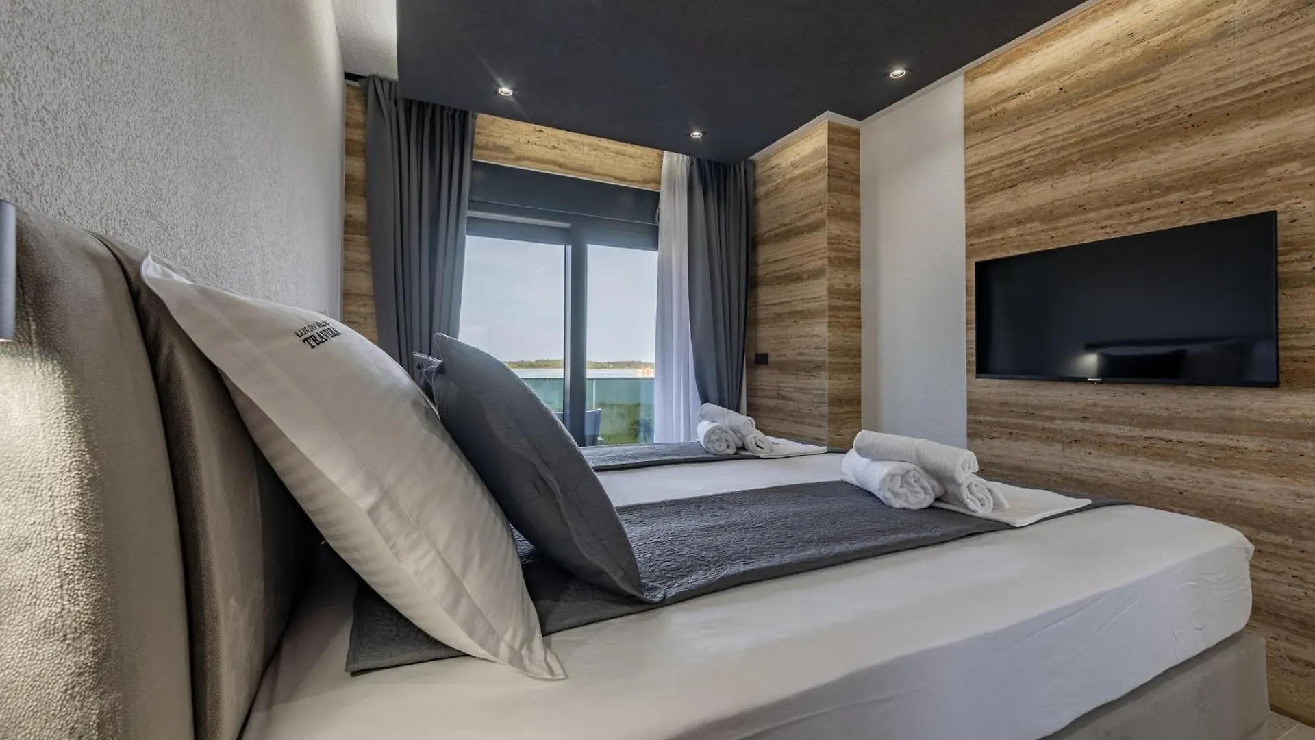 Seaside Luxury Villa With A Swimming Pool Privlaka, Zadar - 23517