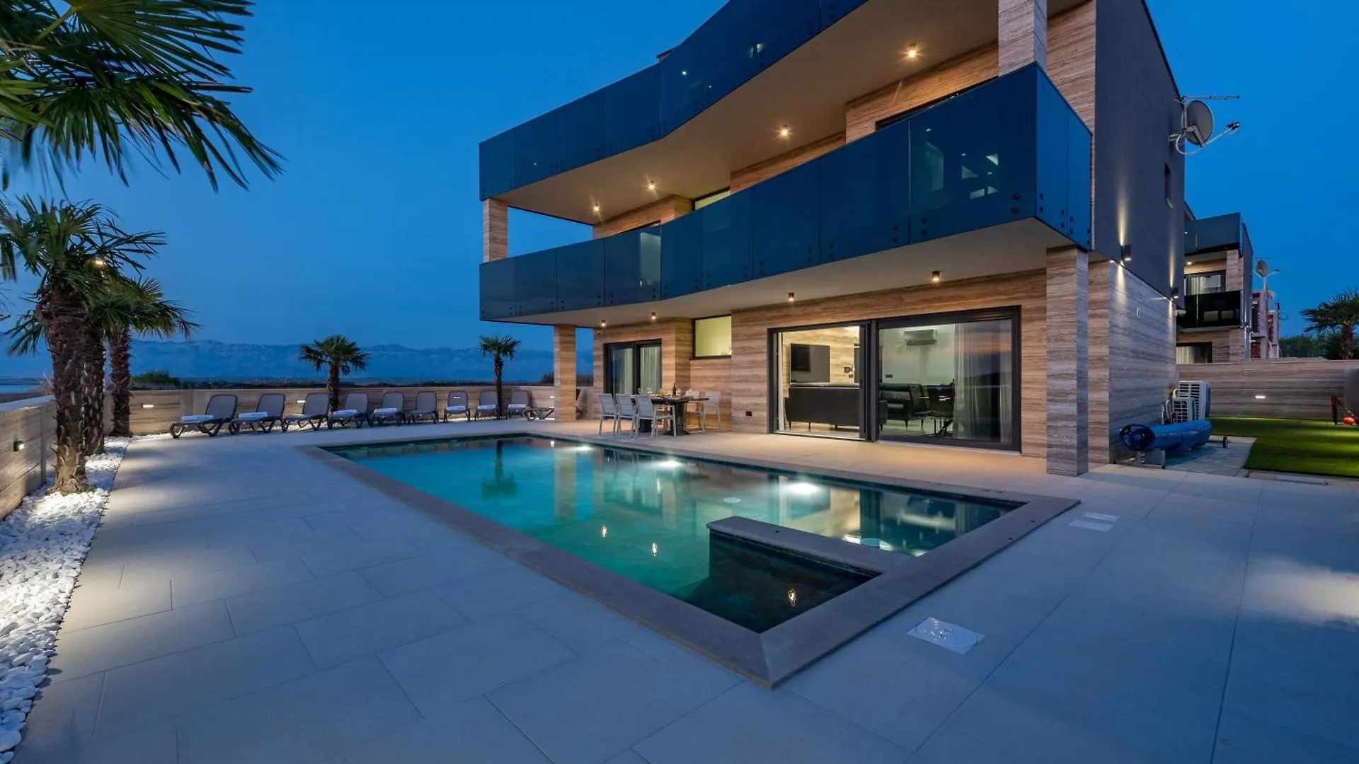 Seaside Luxury Villa With A Swimming Pool Privlaka, Zadar - 23517