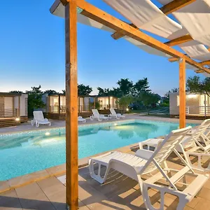 Dom wakacyjny Mobile Homes, Zadar Dalmacija - Private Pool, Privlaka (Zadar)